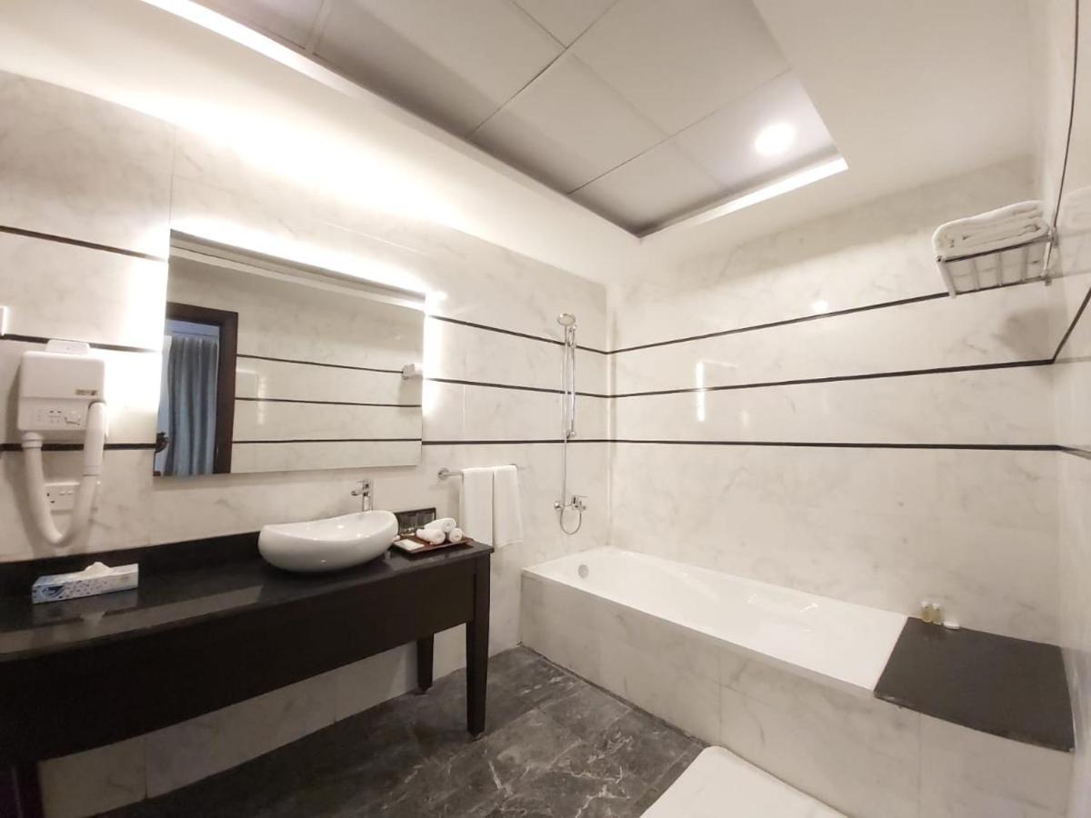 Basrah International Airport Hotel Exteriér fotografie